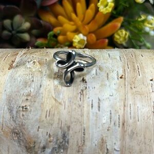 Retired James Avery ring ribbon cross silver 925 artisan 6.5